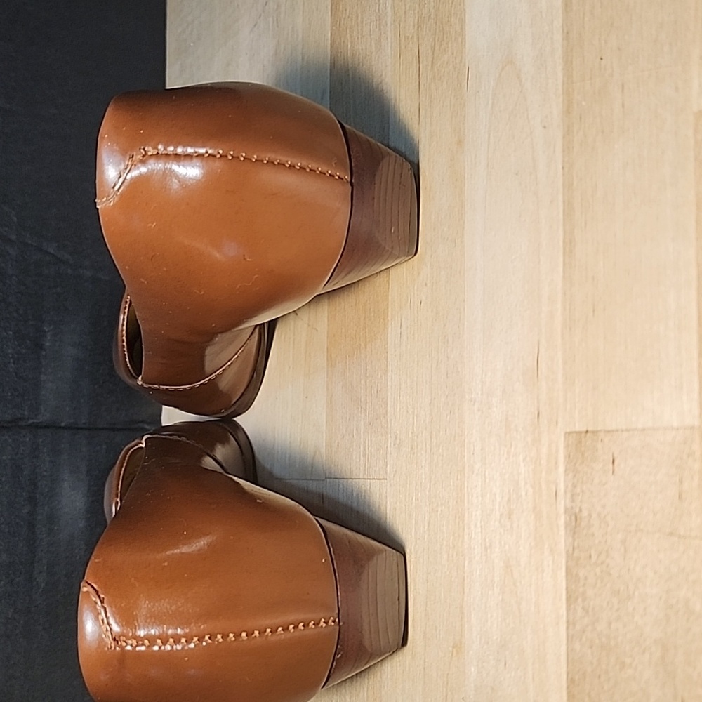 Women’s  Brown Leather Shoes, 1" Heels Studio Roma, Size 6, Brazil - Picture 3 of 8